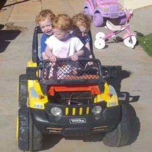 Meet your Posher, Abbie